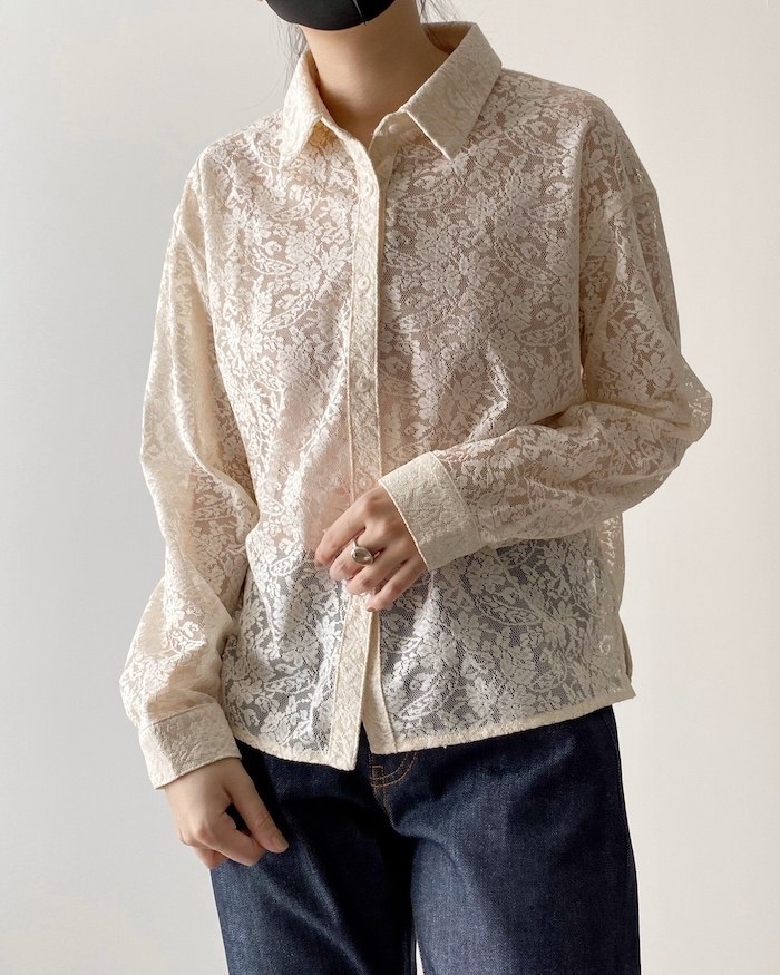 GUの透け感トップス「レースシャツ（長袖）」がレトロでかわいい！