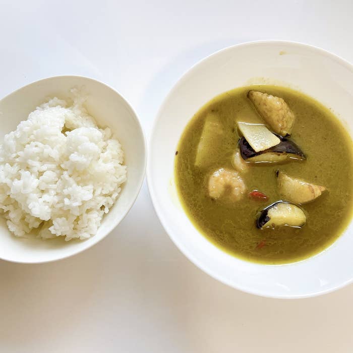 リピートが止まらないよ セブン ローソン ファミマの 激うまランチ 冷食のレベル超えてるわ