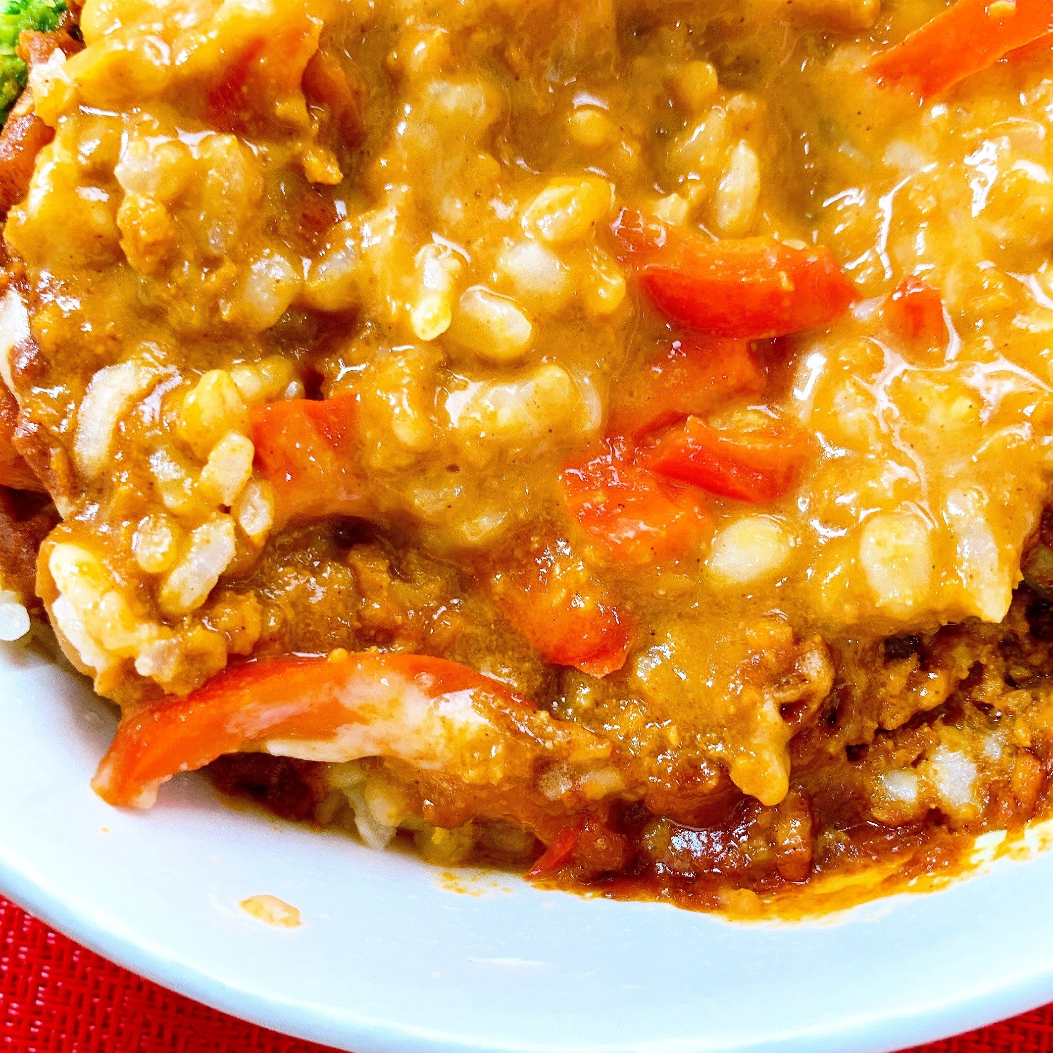 LAWSON（ローソン）のおすすめ冷凍食品「3種チーズのキーマカレー」