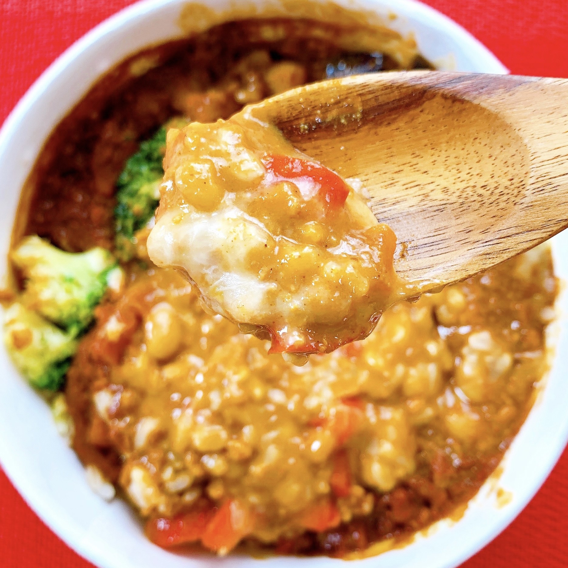 LAWSON（ローソン）のおすすめ冷凍食品「3種チーズのキーマカレー」