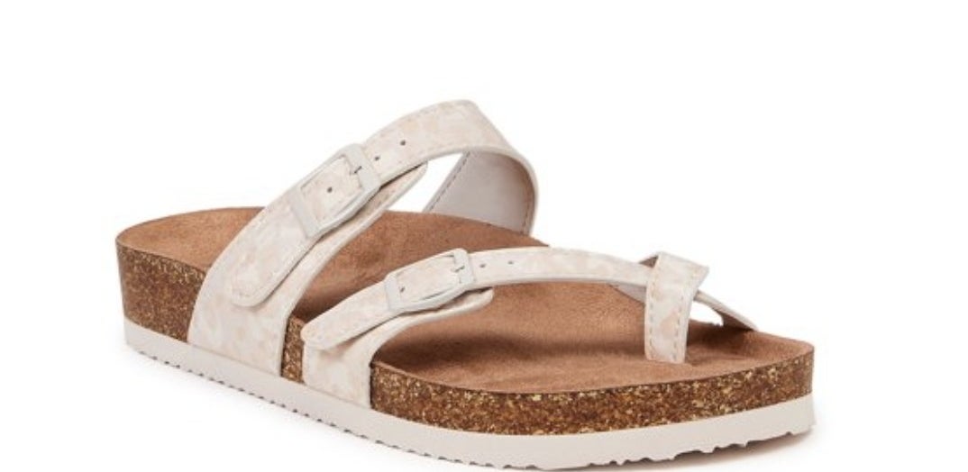 27 Cute, Comfy Shoes From Walmart