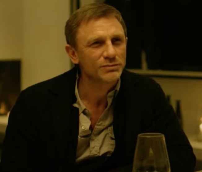 daniel craig at dinner