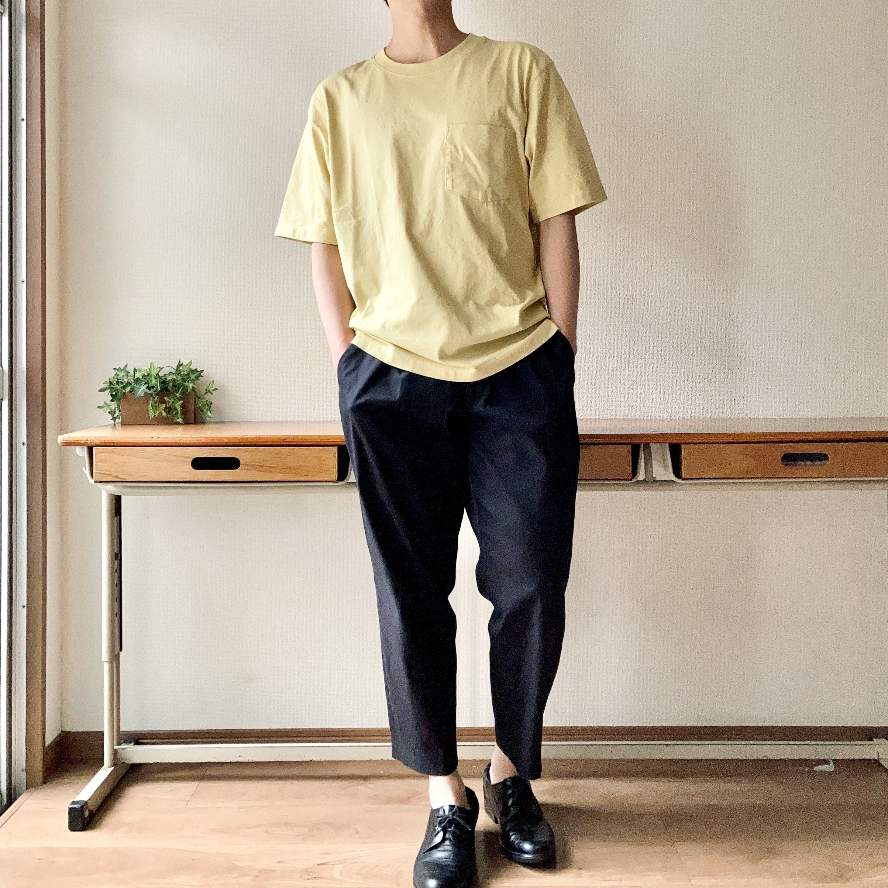 一目惚れして即買いした Guの 楽ちんtシャツ 鮮やかカラーがめっちゃお洒落なんだけど