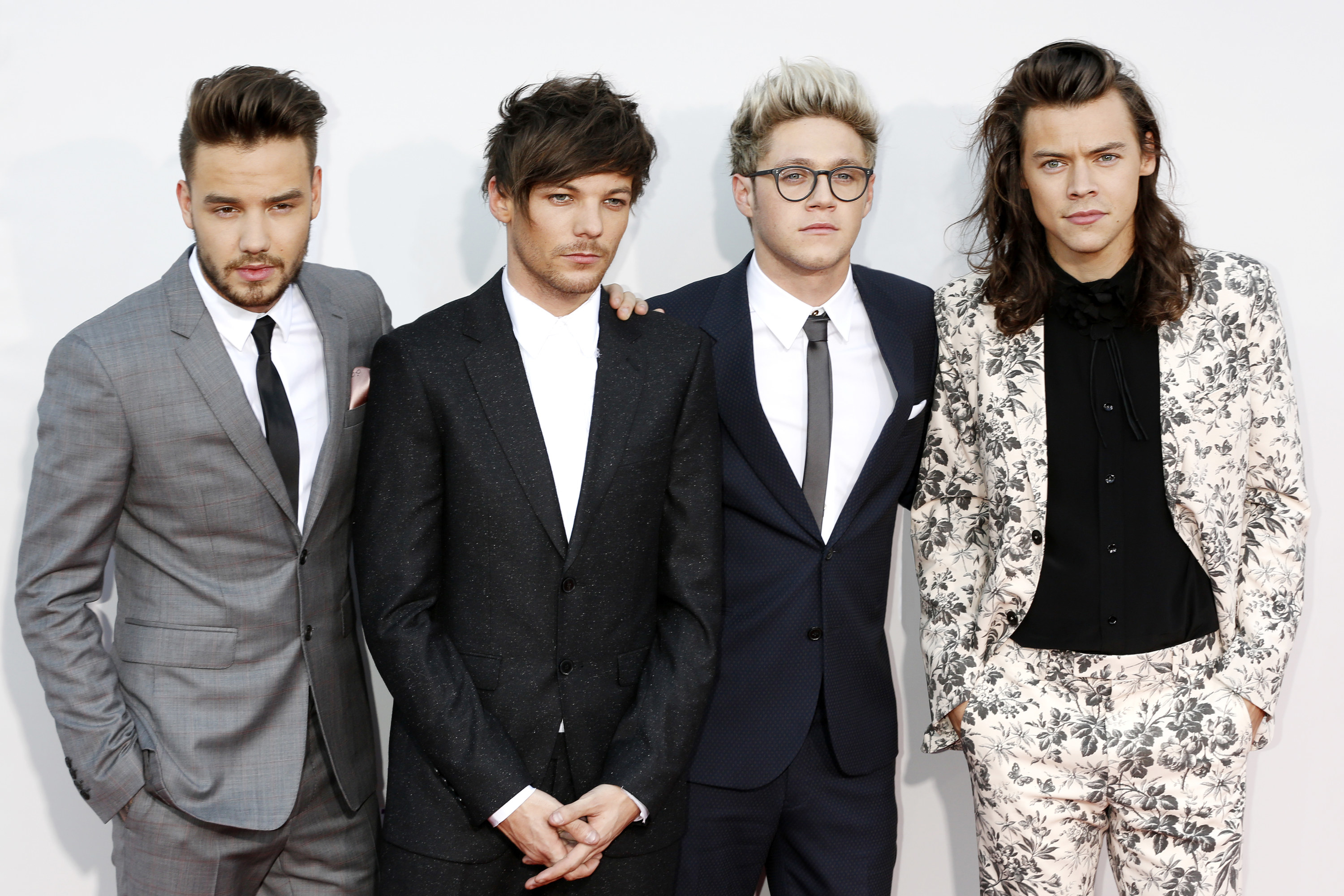 One Direction on a red carpet in 2015