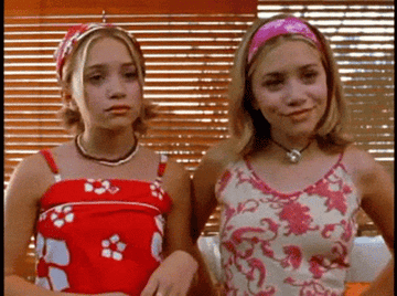 Mary-Kate and Ashley Olsen dressed in &#x27;90s fashion