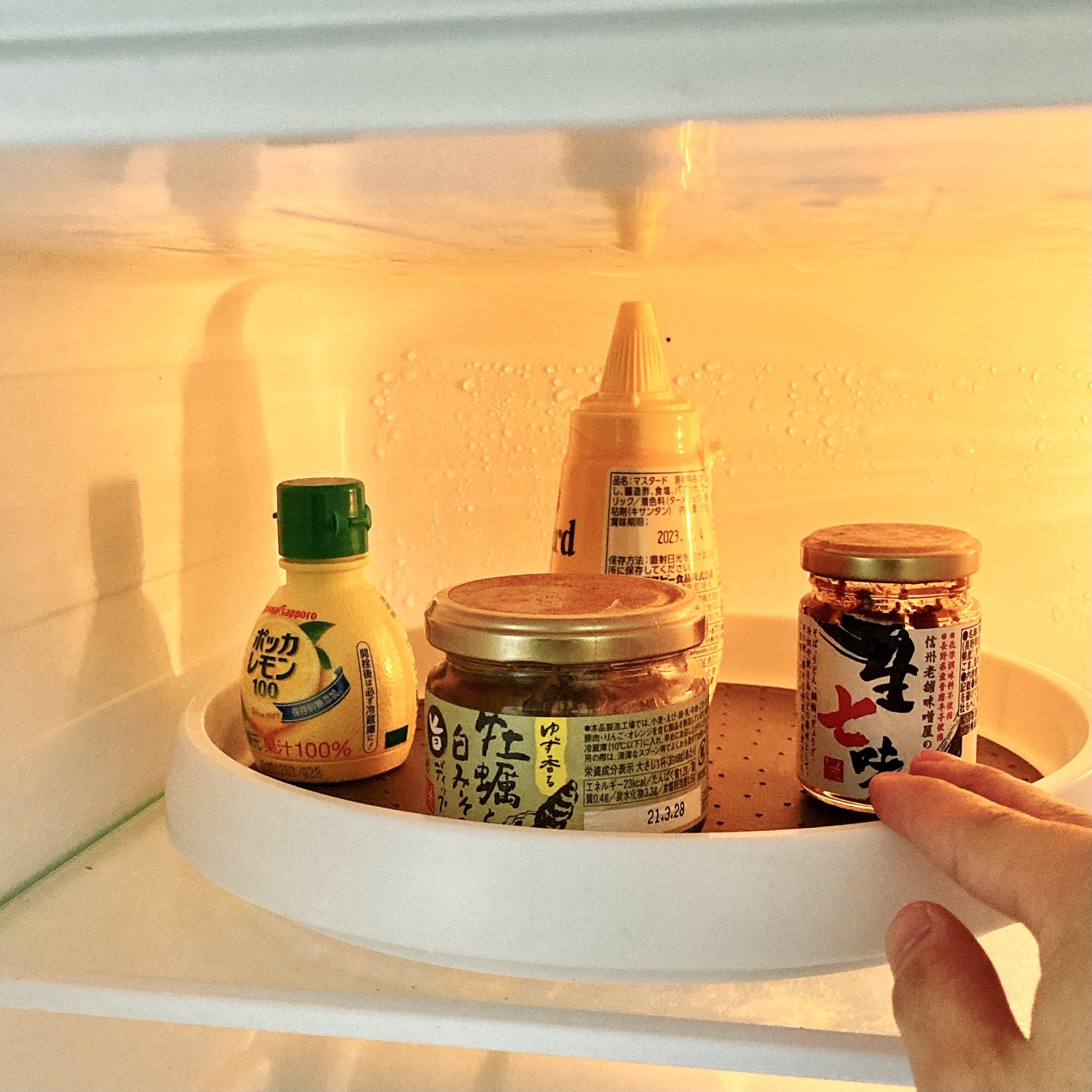 CanDo(キャンドゥ)のおすすめ便利グッズ「回転テーブル」