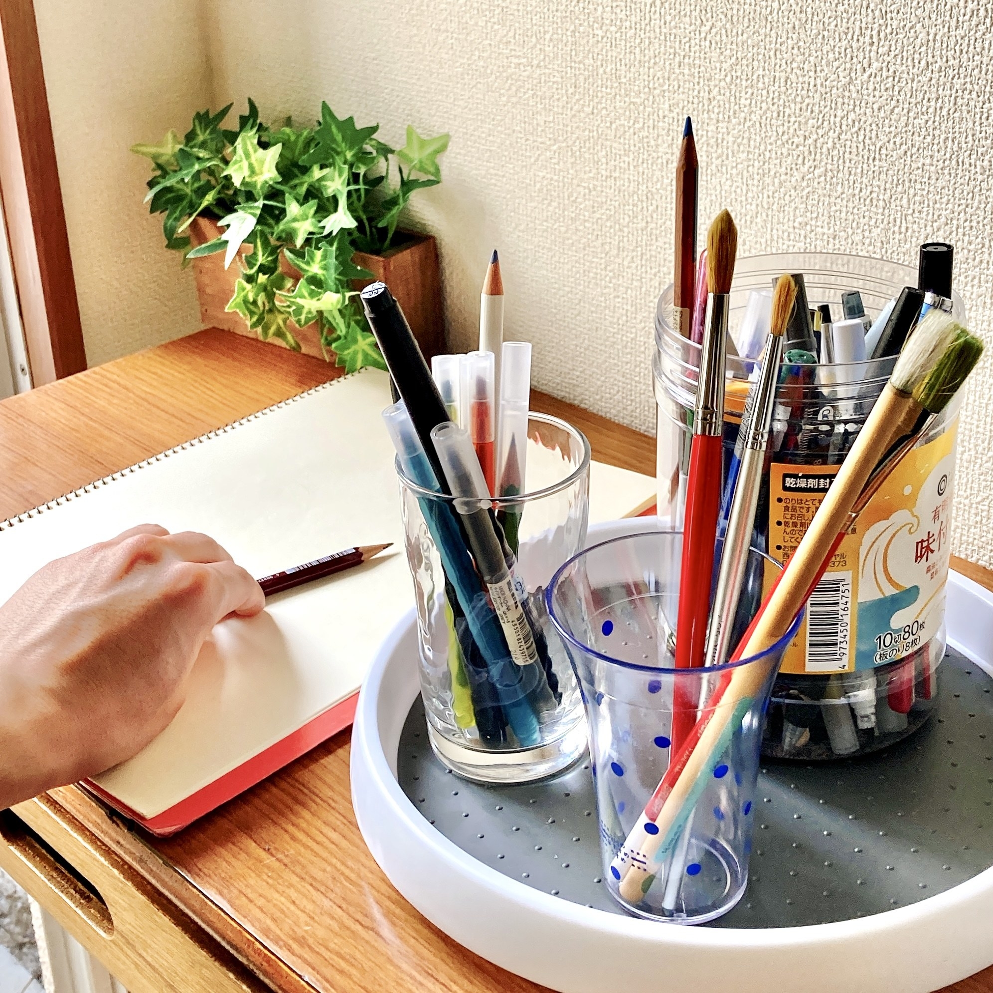 CanDo(キャンドゥ)のおすすめ便利グッズ「回転テーブル」