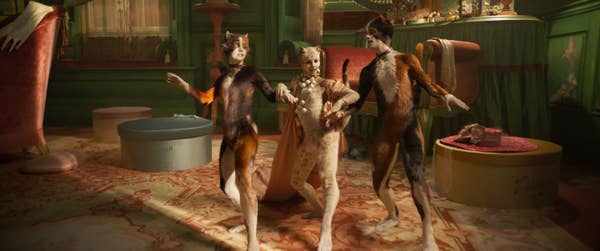 Naoimh Morgan as Rumpleteazer, Francesca Hayward as Victoria, Danny Collins as Mungojerrie