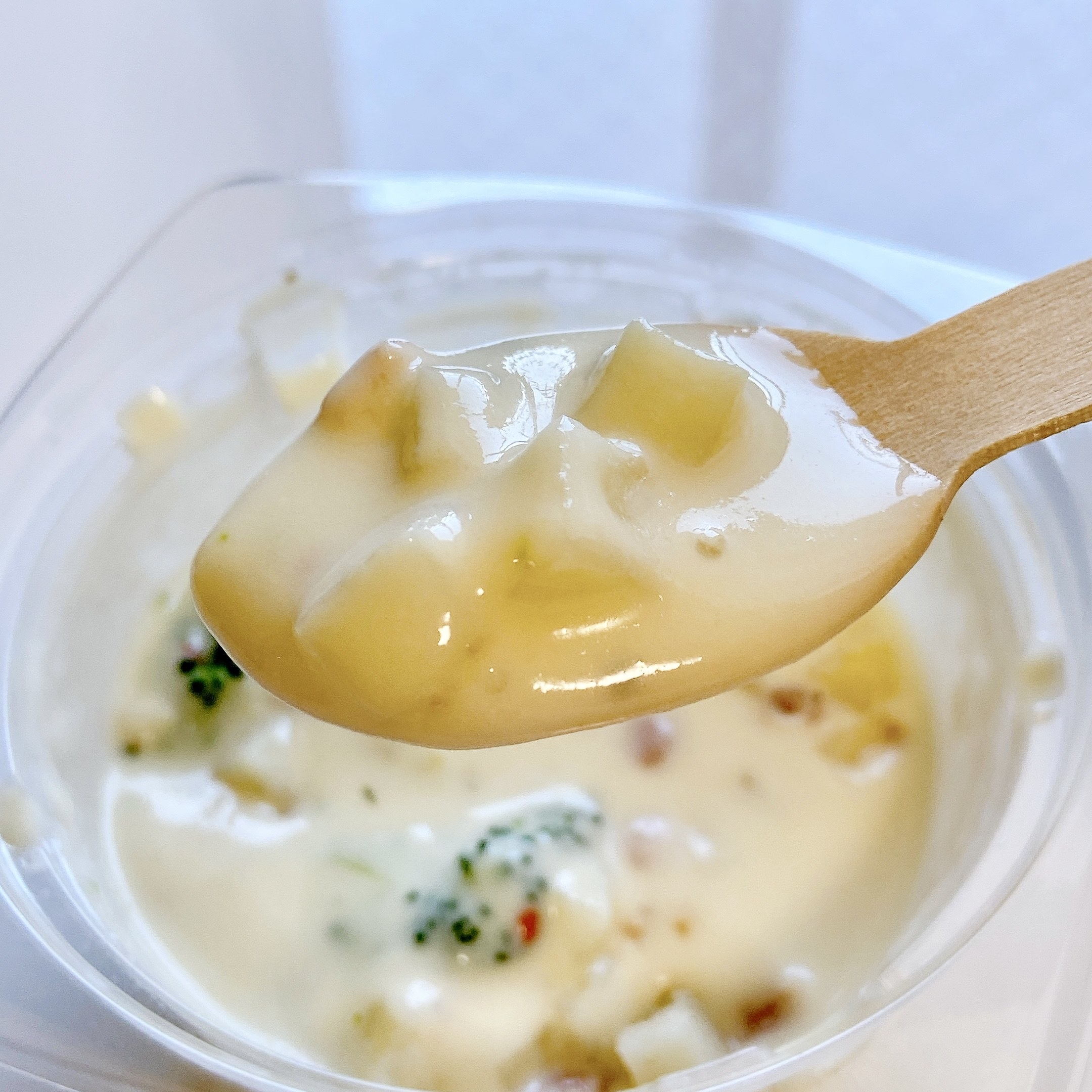 ☆セブン-イレブンのおすすめメニュー「ヴィシソワーズ じゃがいもの冷製スープ」暑い日におすすめ