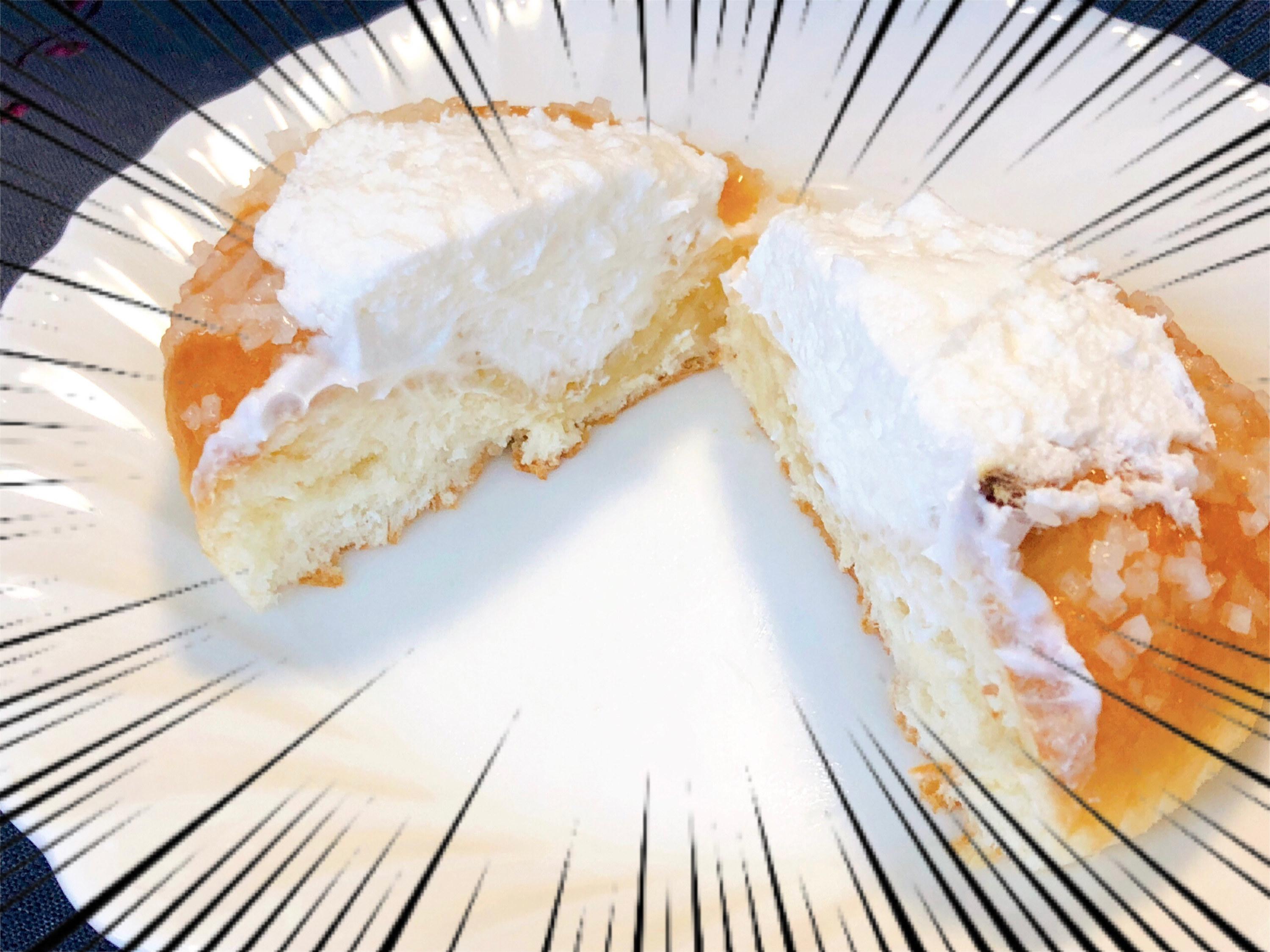 ローソンさん、やりおったな…！新作の「ホイップ鬼盛りスイーツ