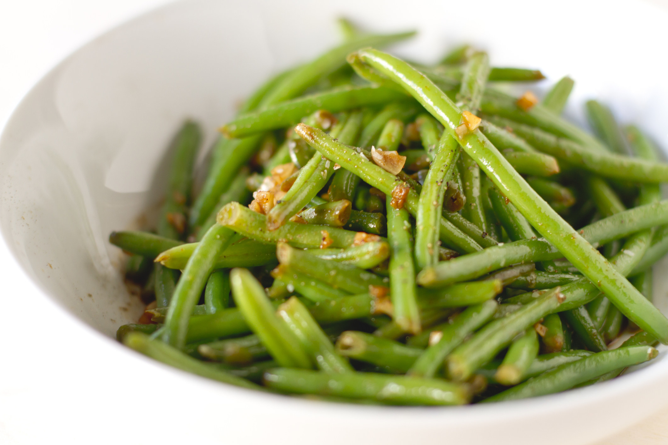 Spicy haricot vert green beans in a bowl