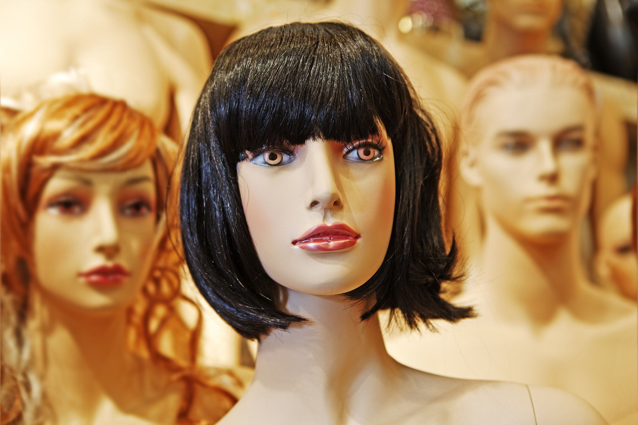 mannequins with wigs on