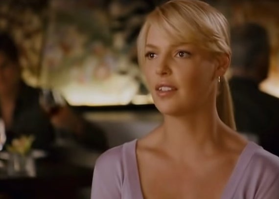 Alison sitting in a restaurant in &quot;Knocked Up&quot;