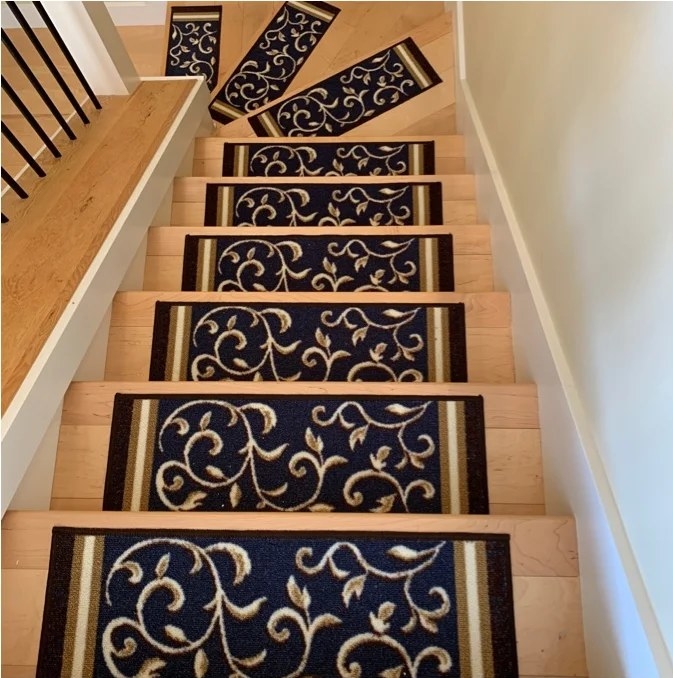 the carpets on stairs