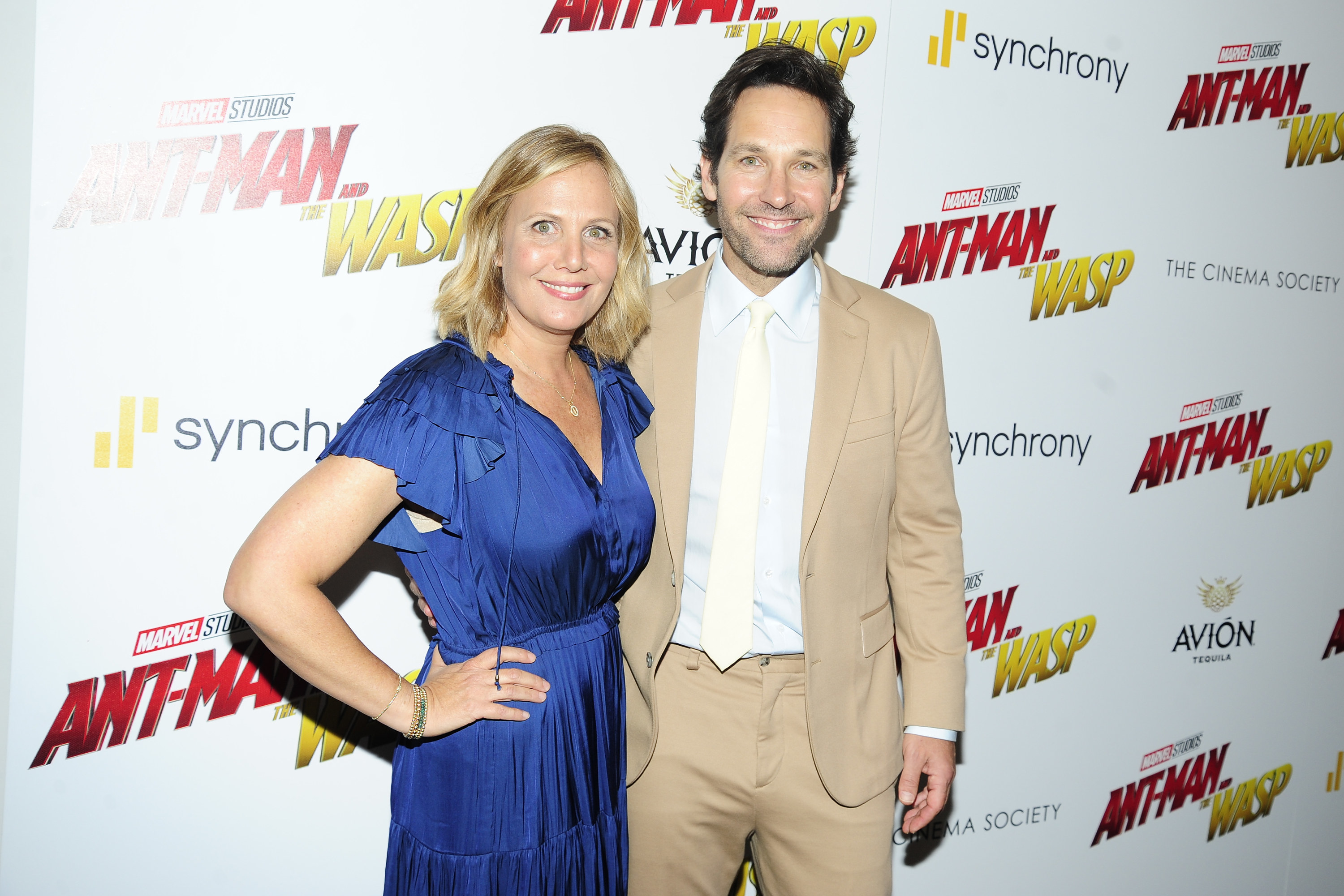 the two posing at an Ant-Man premiere