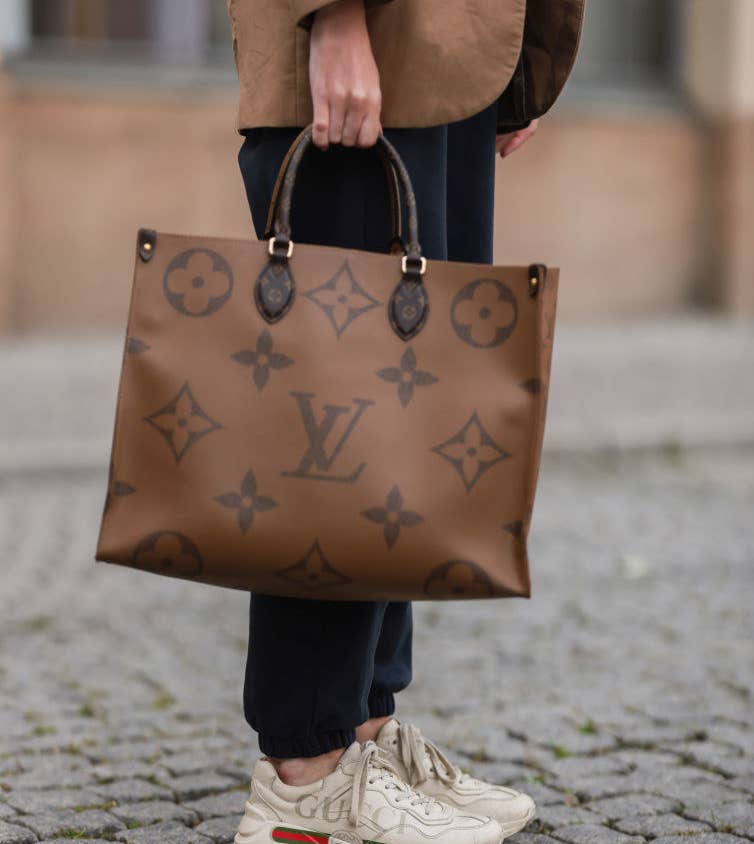 I'm a designer bag fan but only buy fakes because I'm boujee on a budget -  how to ensure your 'Louis Vuitton' looks real