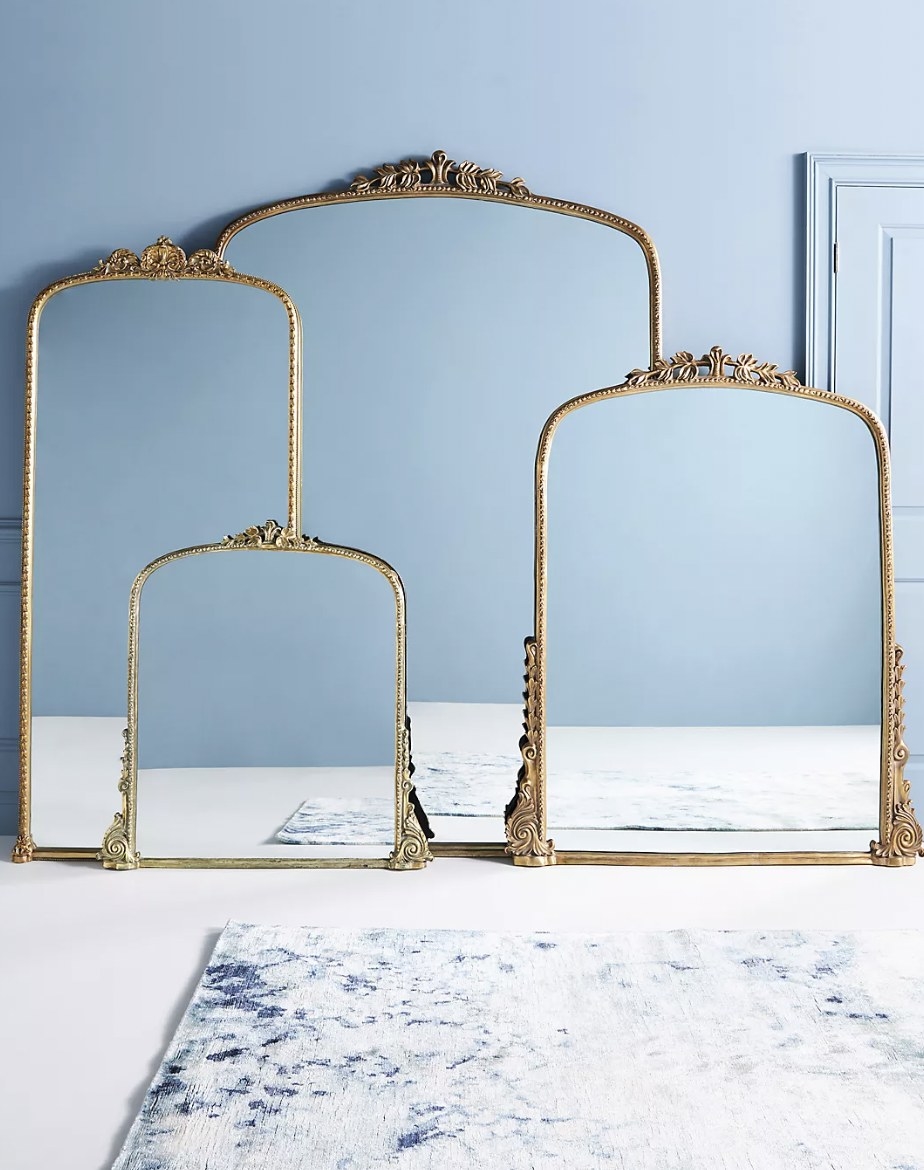 the floor mirror in four different sizes
