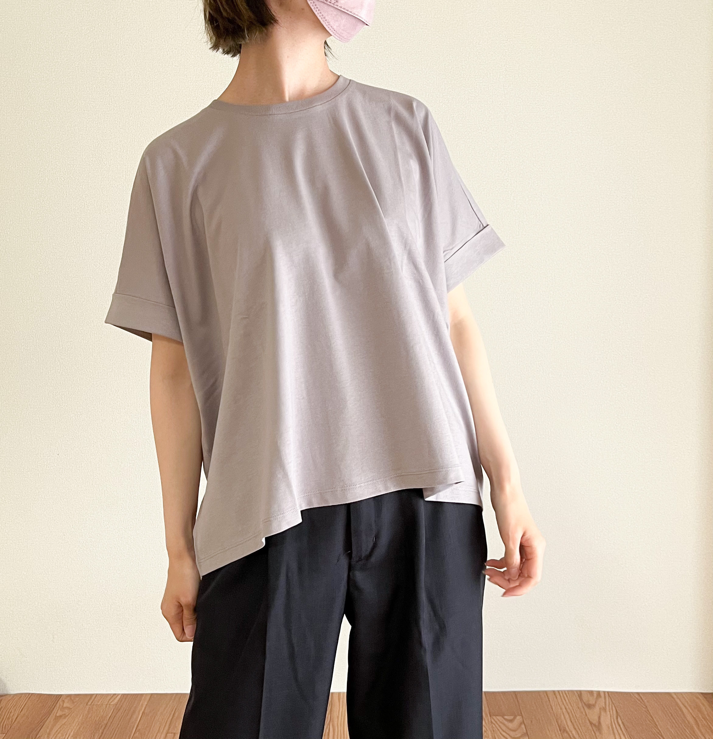 ★UNIQLO（ユニクロ）の新作Tシャツ「コットンオーバーサイズT（半袖）」トレンドのシルエットで夏におすすめ