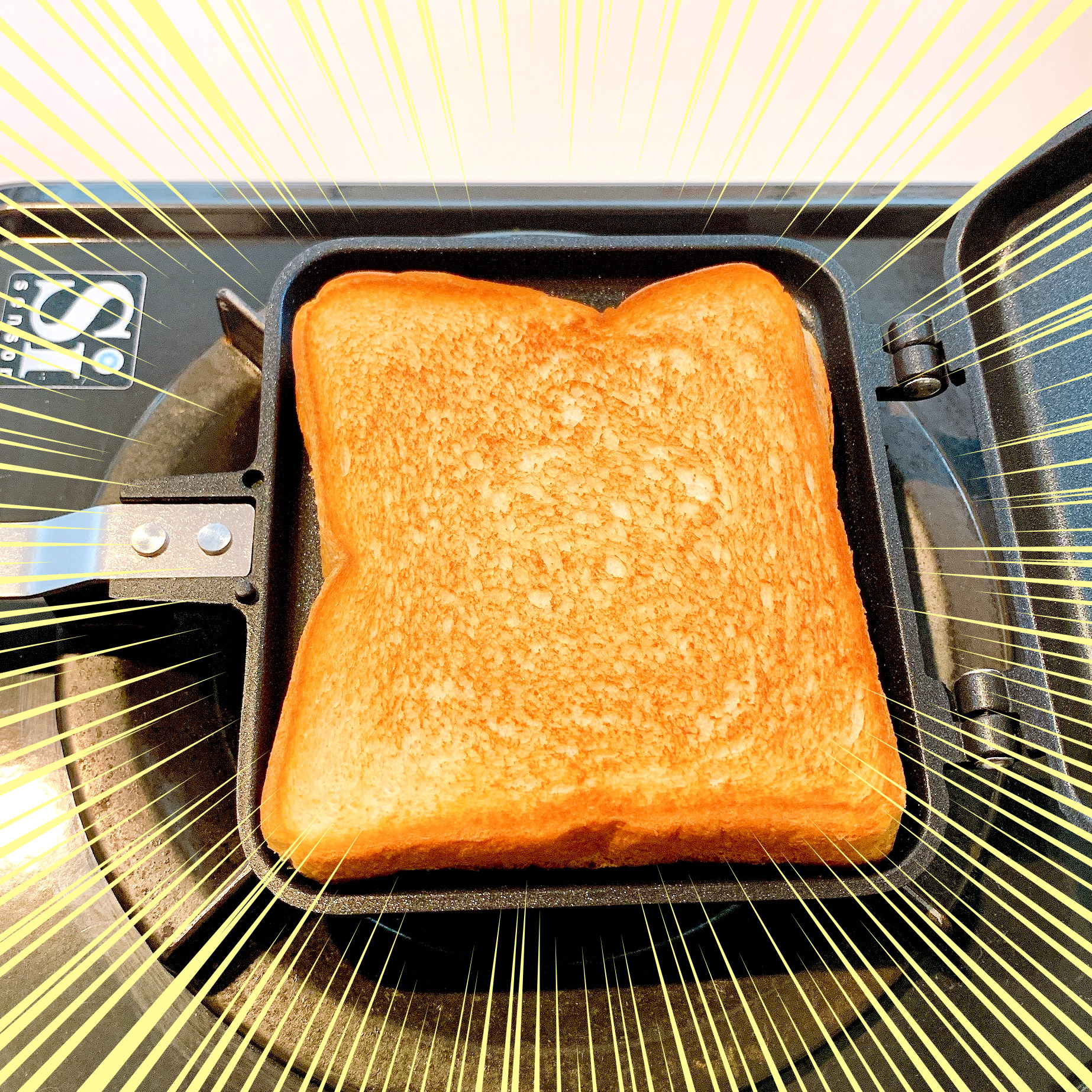 DAISO（ダイソー）のおすすめ便利グッズ「ホットサンドメーカー」コスパ良すぎでおいしいホットサンドが作れる