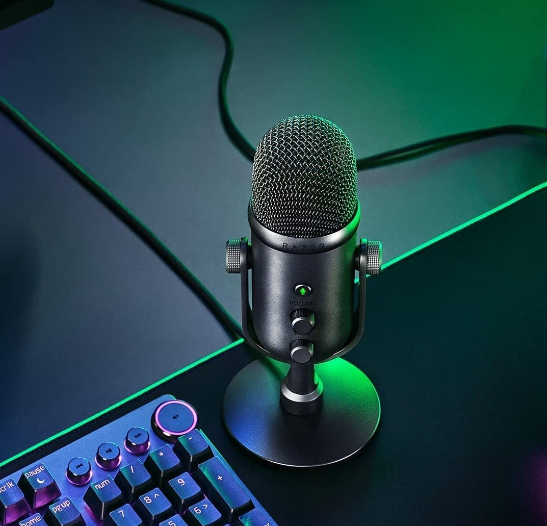 the pro grade recording mic on a computer desk