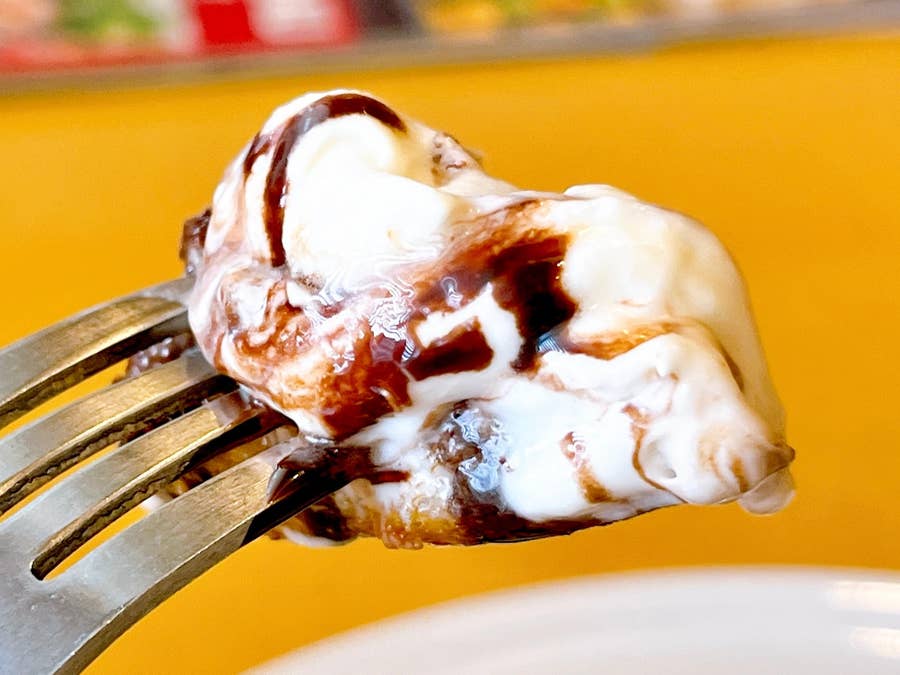 カフェを超えにきてるな ガストの クリーム爆盛りスイーツ 多幸感たっぷりでおいしい