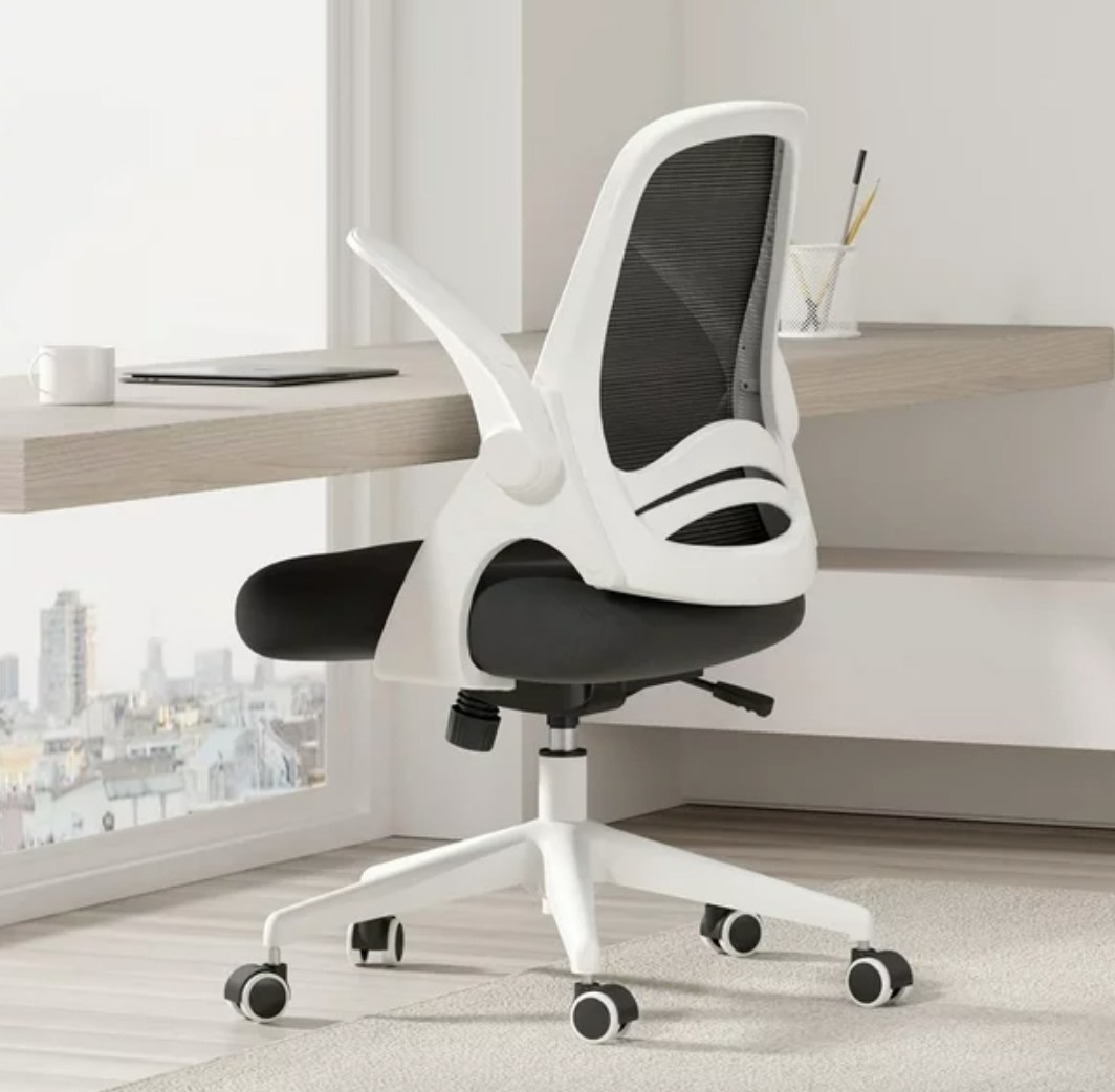 An ergonomic desk chair