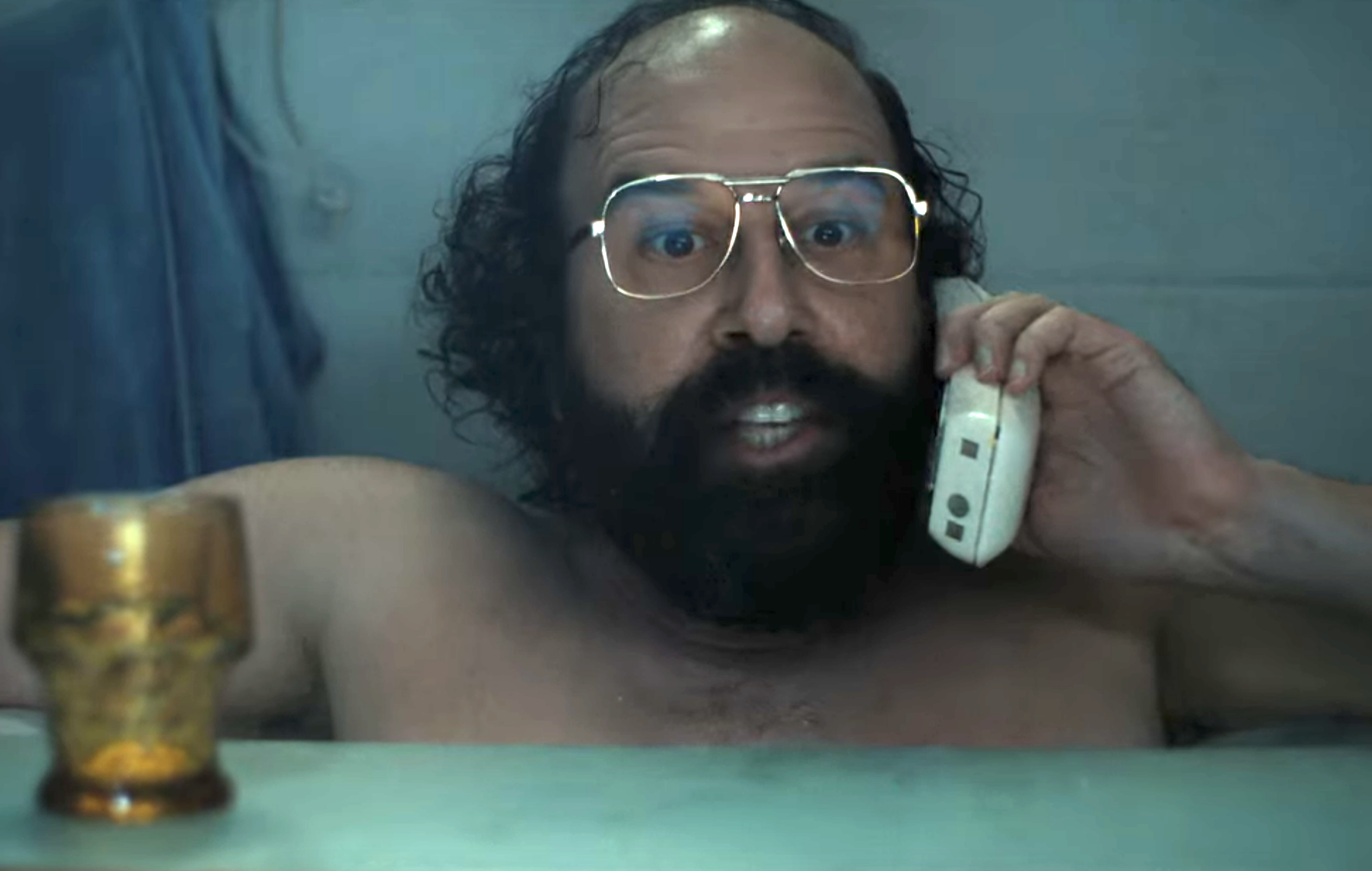 murray on the phone in the tub