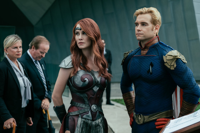 Dominique McElligott and Antony Starr as Maeve and Homelander