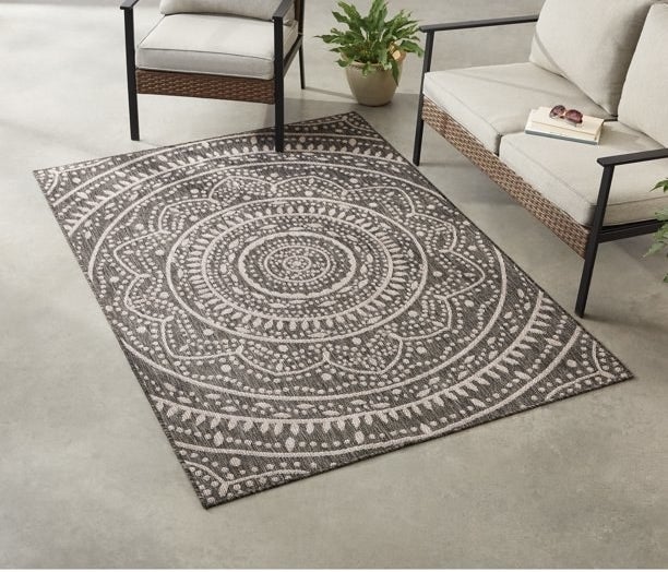 The medallion outdoor area rug