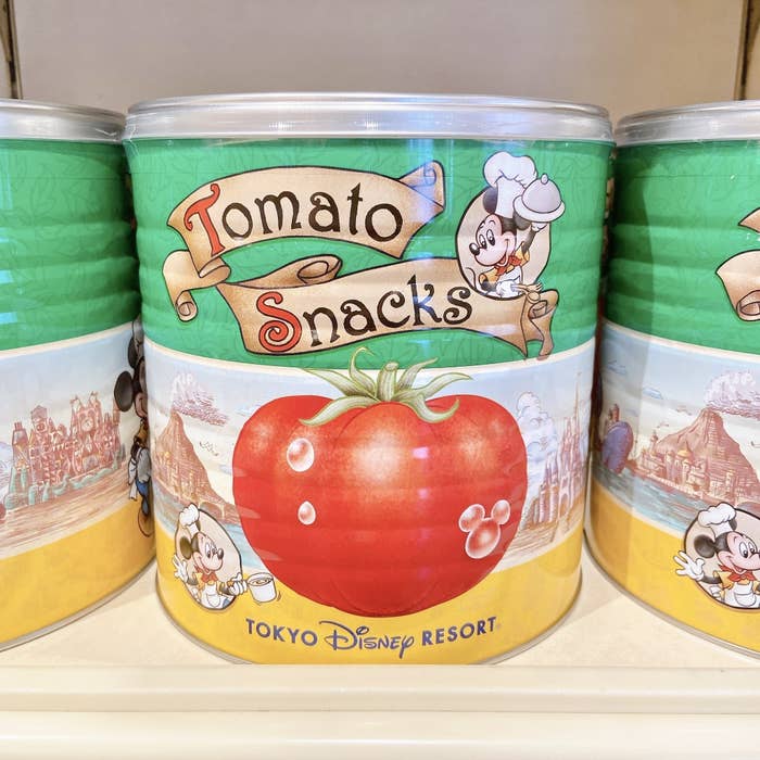 東京ディズニーランド（Tokyo Disneyland）のおすすめお土産「トマトスナック缶」