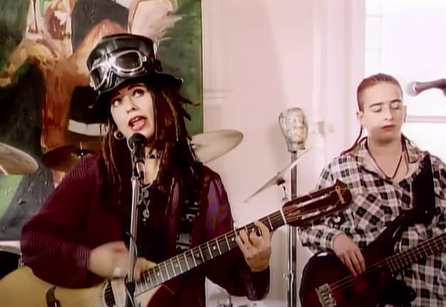 4 non blondes фото солистки