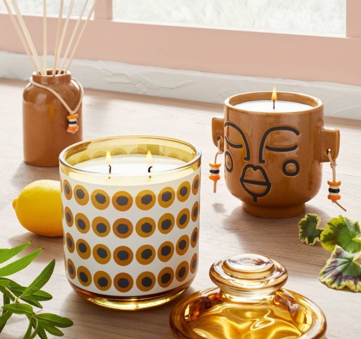 Two-wick candle