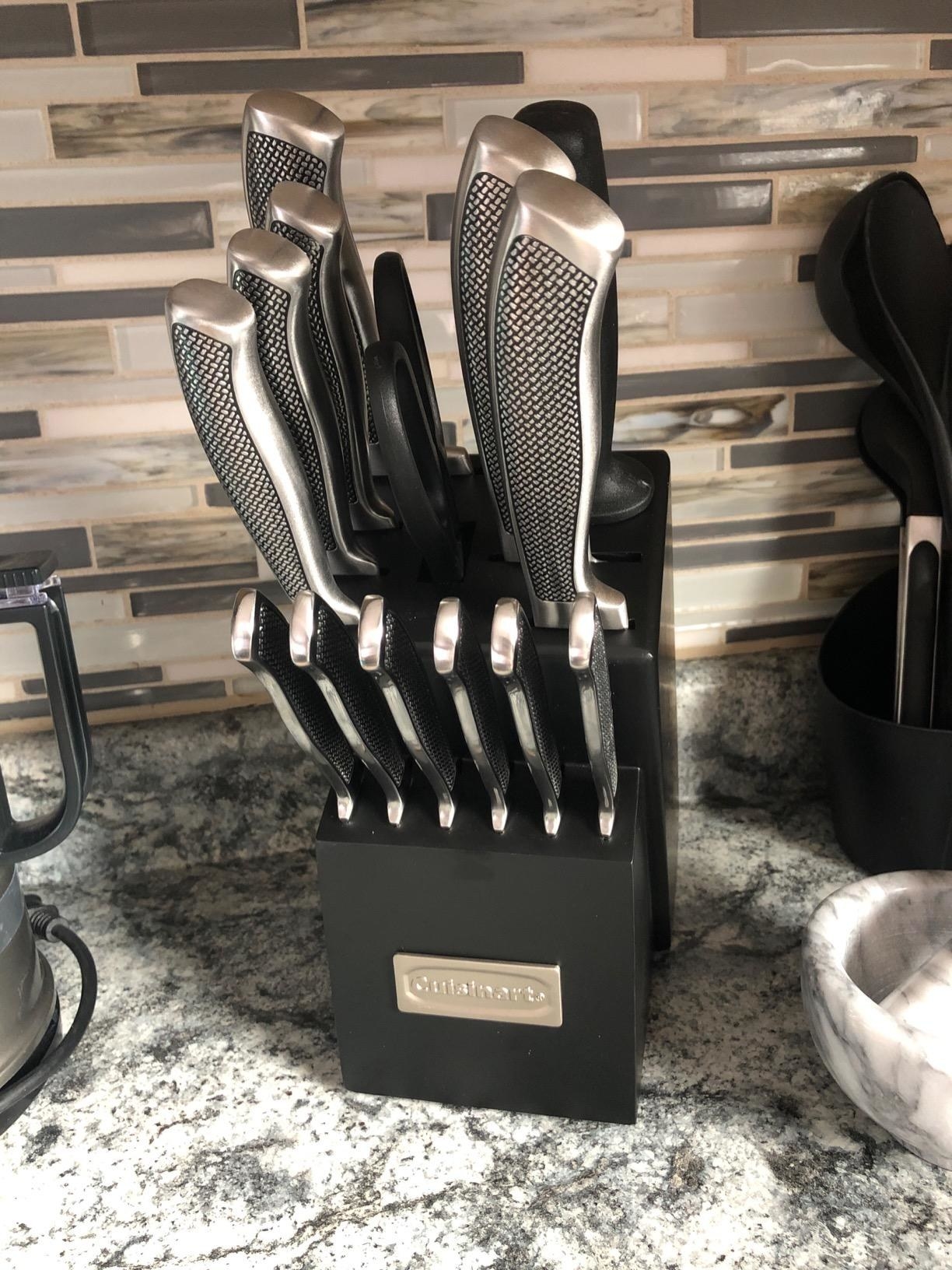 reviewer image of a set of knives in their holder