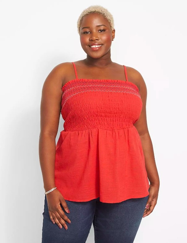 Model wearing tank top with jeans