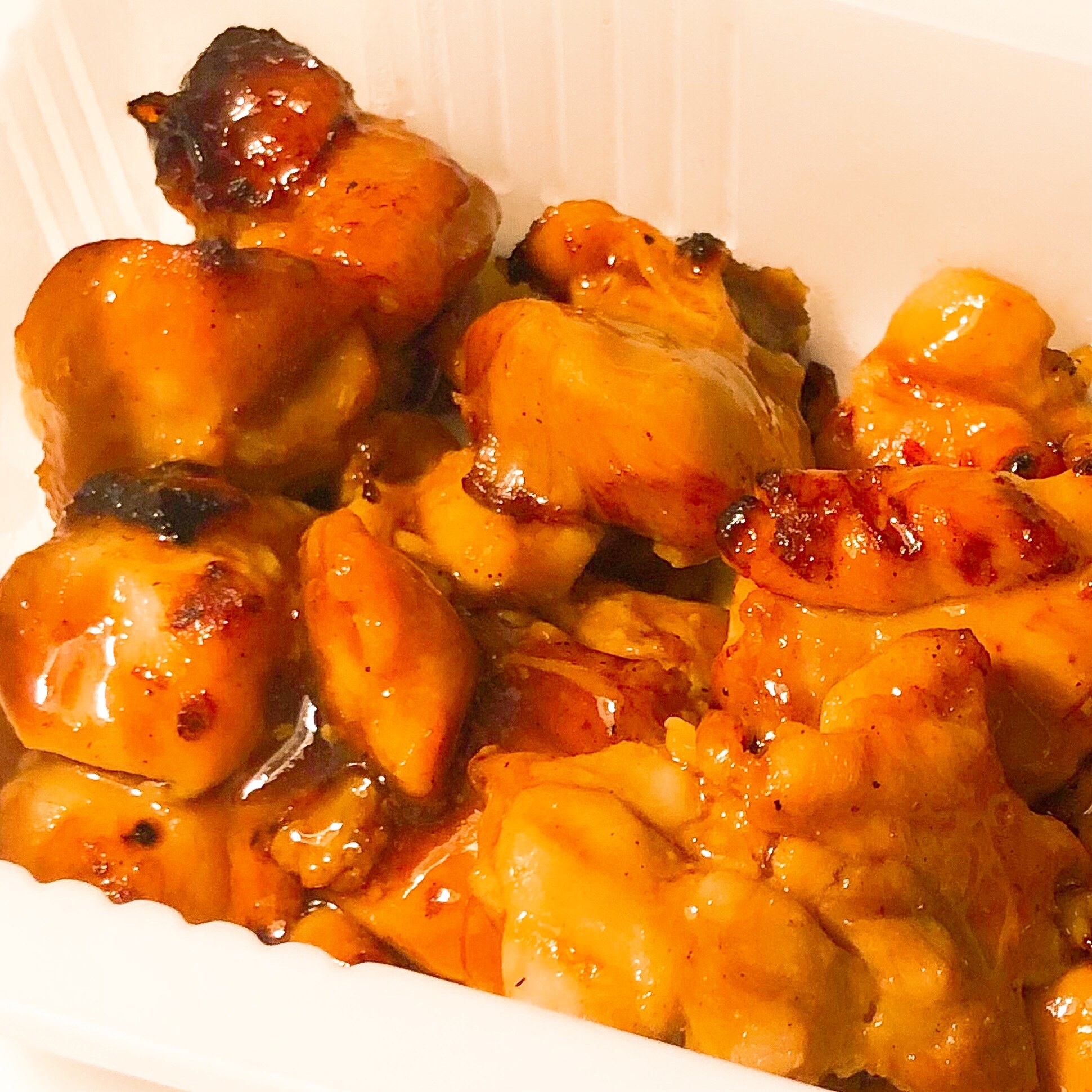 セブン-イレブンのおすすめの冷凍食品「炭火で焼いたやきとり」