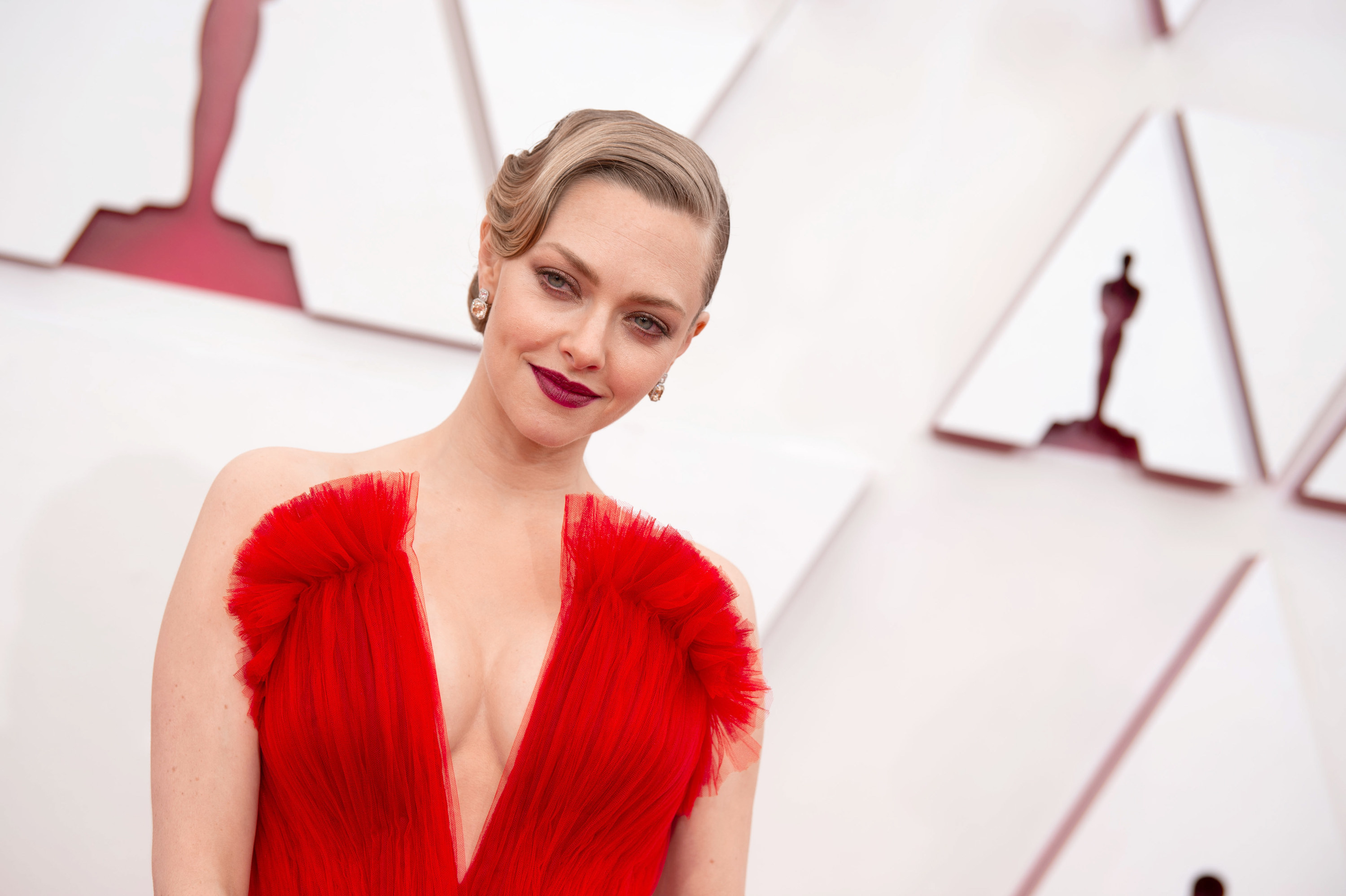 Amanda Seyfried Lost Out On Wicked Role To Ariana Grande 9849