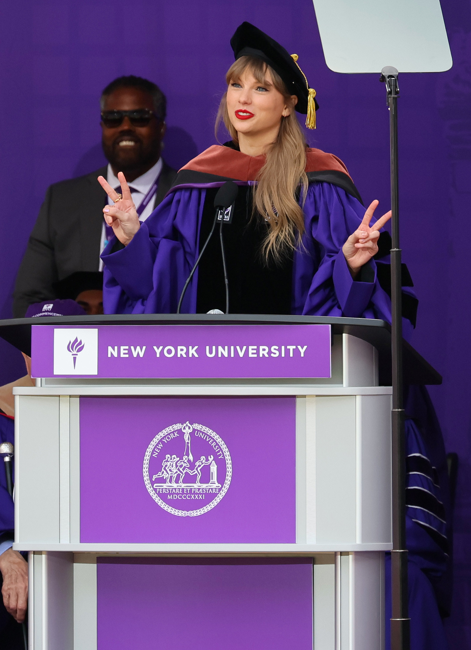 Taylor Swift giving a commencement speech