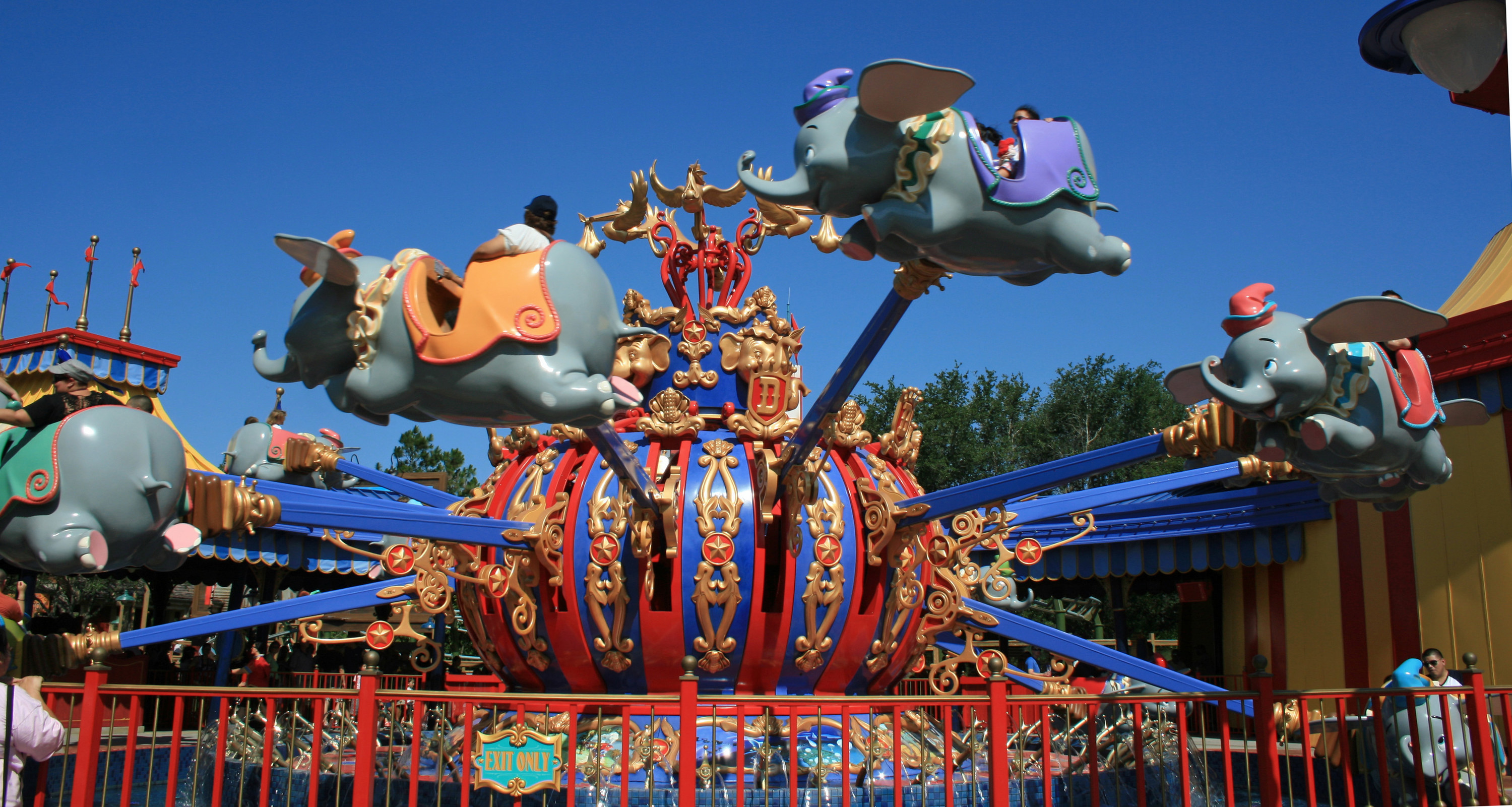 Dumbo the flying elephant ride