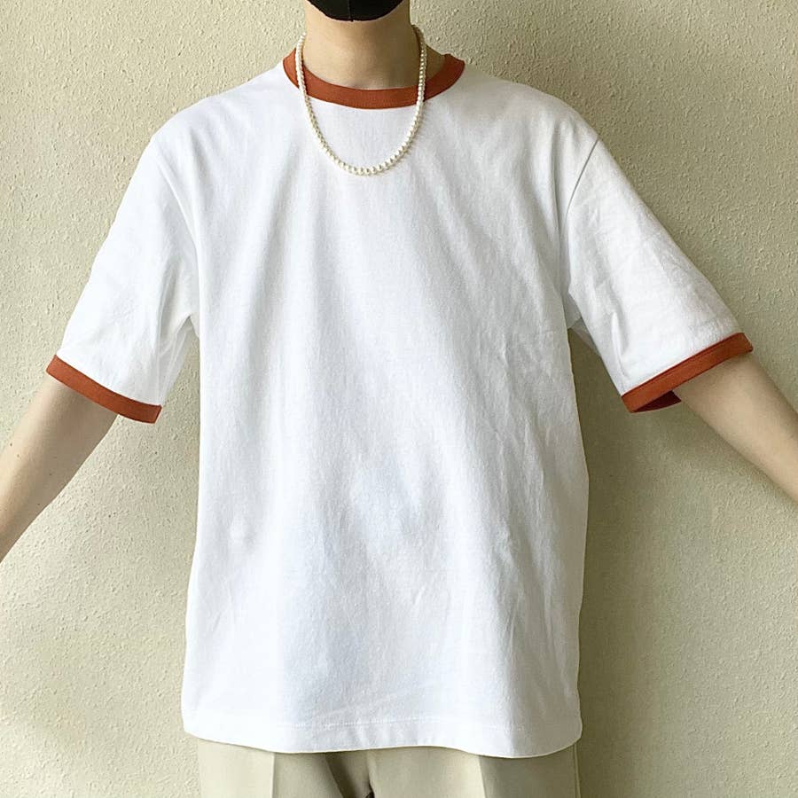 昭和なデザインに惚れた…！ユニクロの「1500円トップス」古着っぽくて 