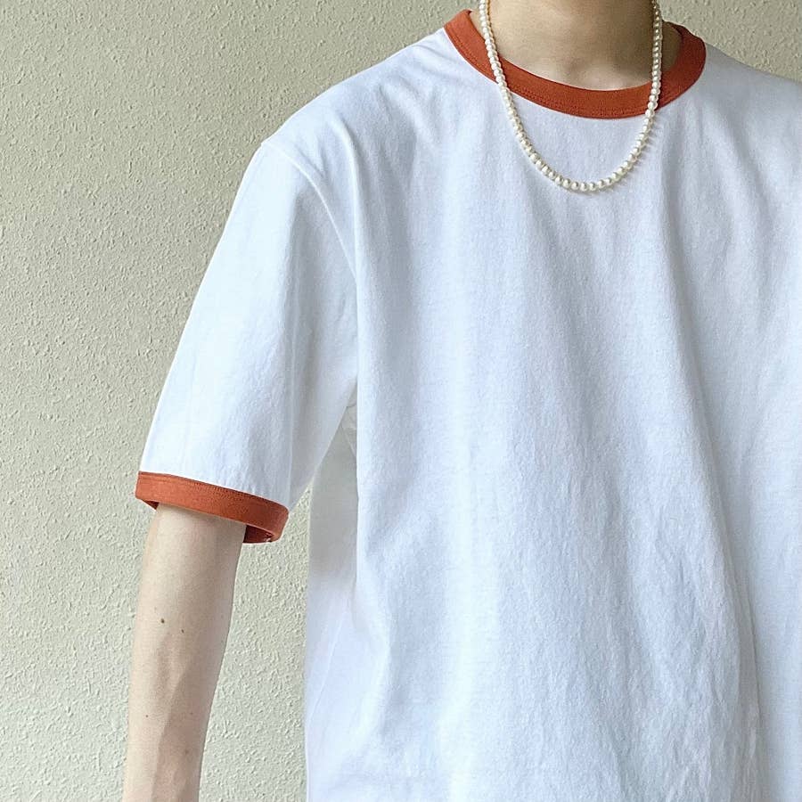 昭和なデザインに惚れた…！ユニクロの「1500円トップス」古着っぽくて 