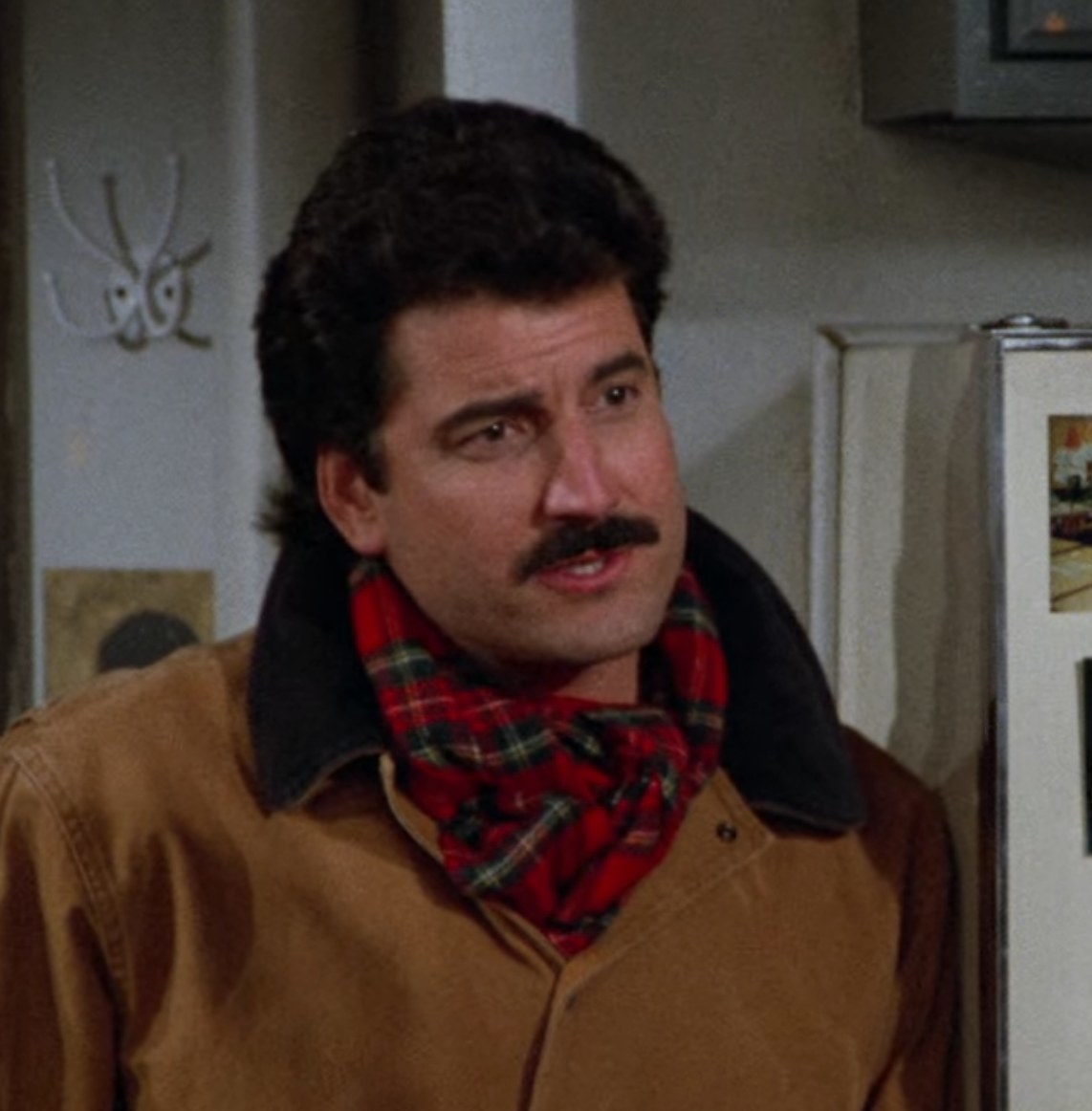 Keith Hernandez talks to Jerry in his apartment in &quot;Seinfeld&quot;