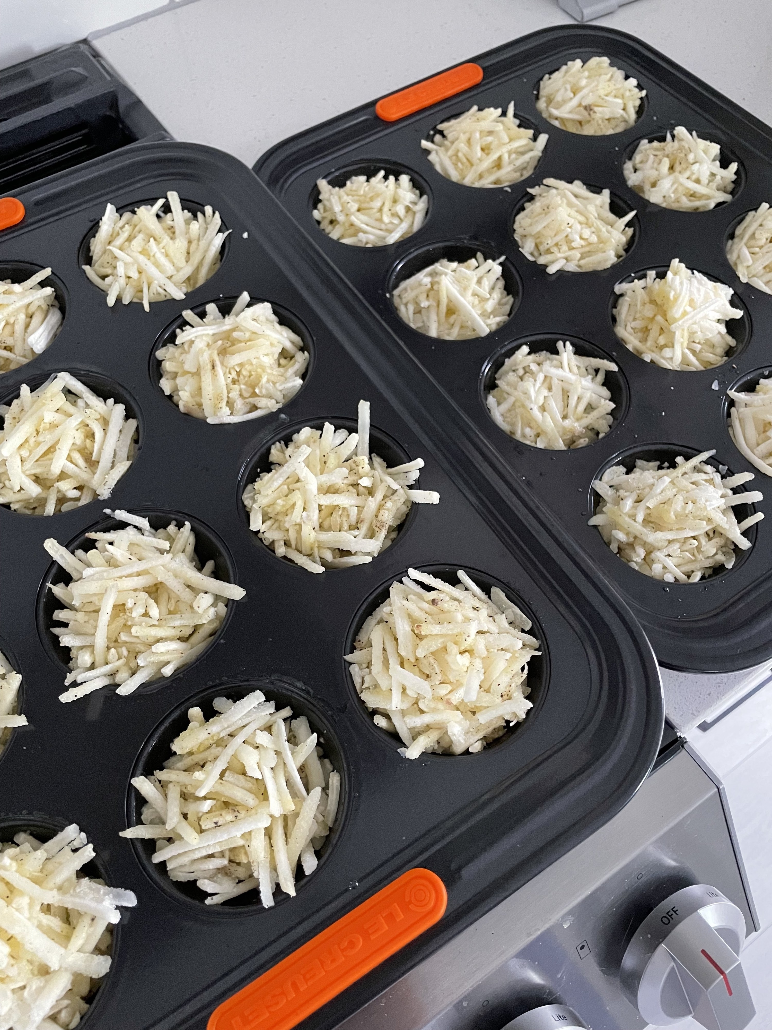hash browns in muffin tins