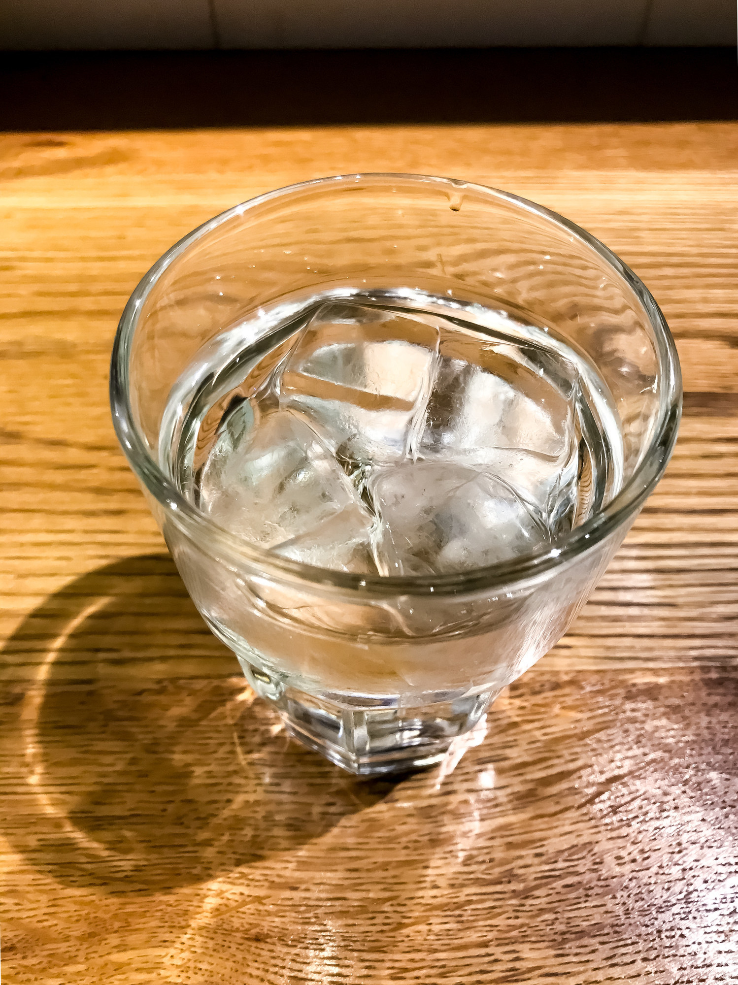 A glass of ice water.