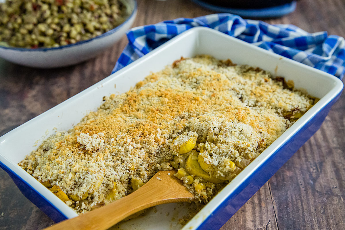 casserole with yellow squash in it