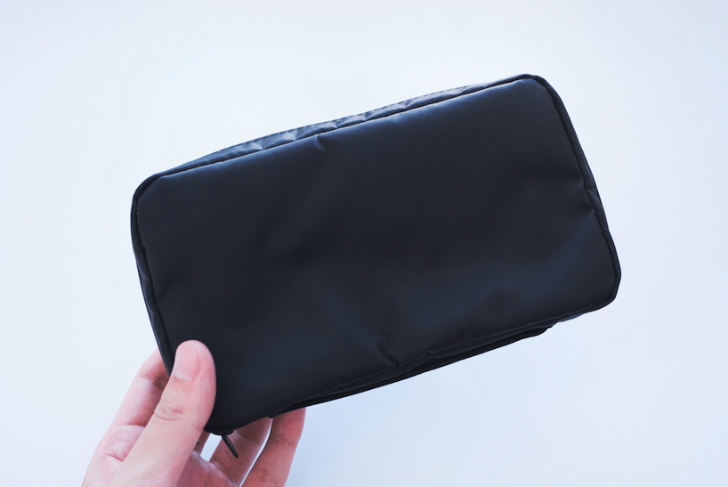 無印良品のオススメの収納ポーチ「ナイロンブック型ポーチ」