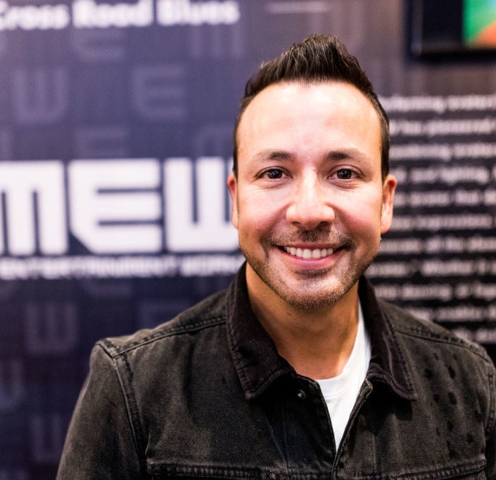 howie smiling with shorter hair