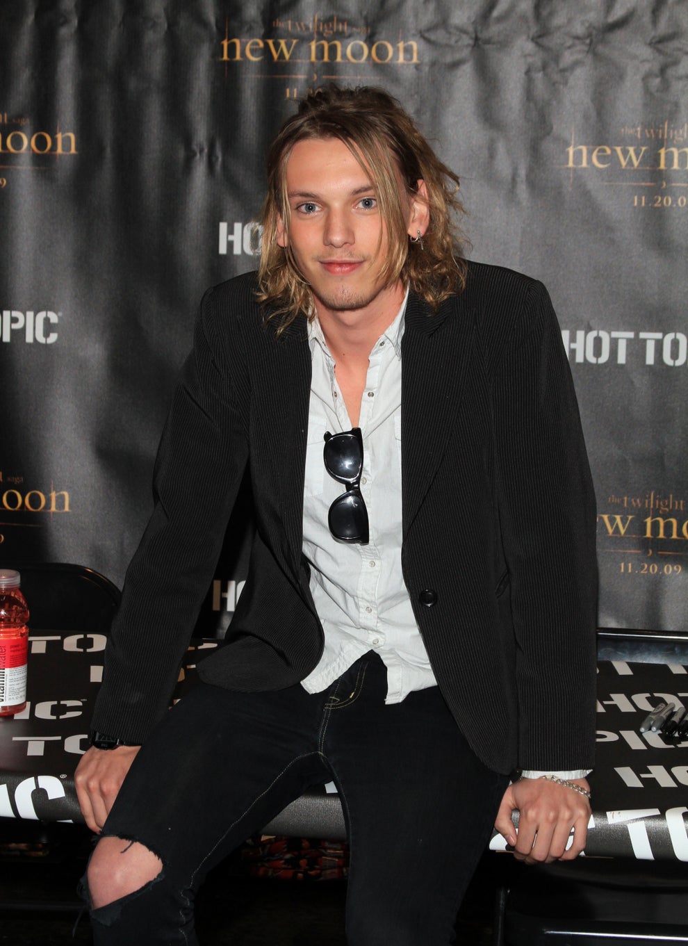 “Stranger Things'” Jamie Campbell Bower Opened Up About Addiction