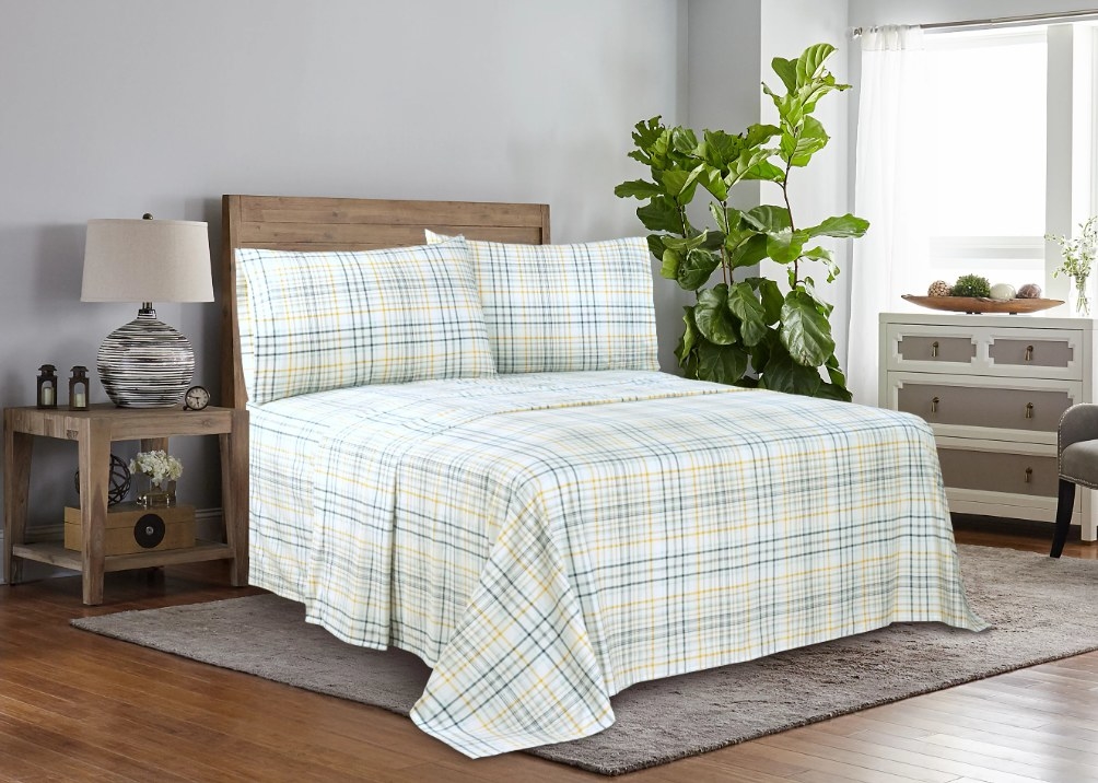 The 300-thread count plaid sheets