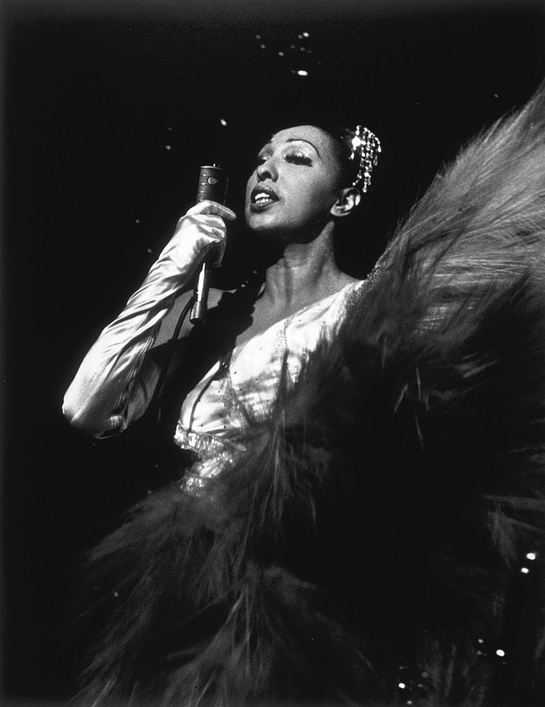 Josephine Baker singing