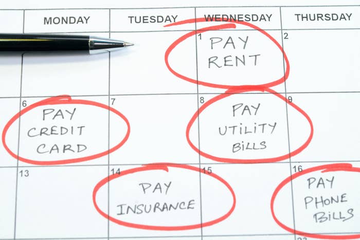calendar listing bill due dates